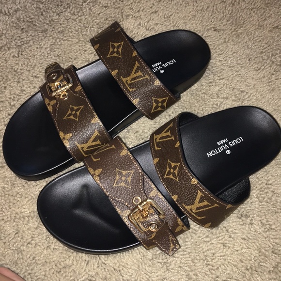 Shoes Louis Vuitton Slides